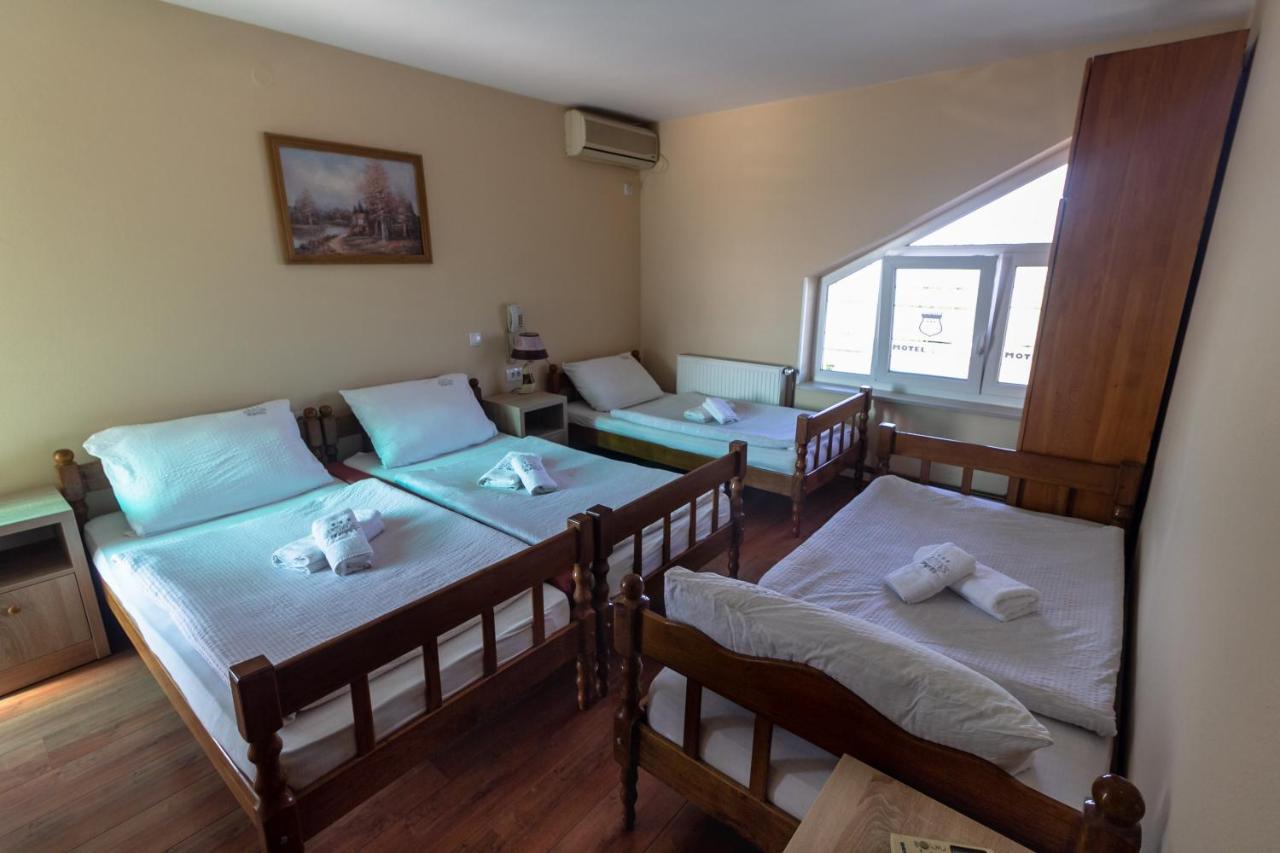 Motel Atos Laktaši 外观 照片
