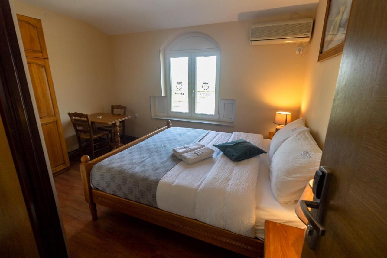 Motel Atos Laktaši 外观 照片